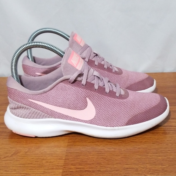 Nike Shoes - Nike Flex Experience Run 7 Shoes